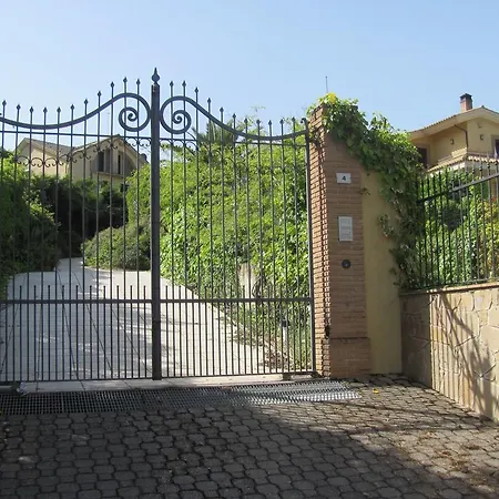 Sant Andrea Apartment